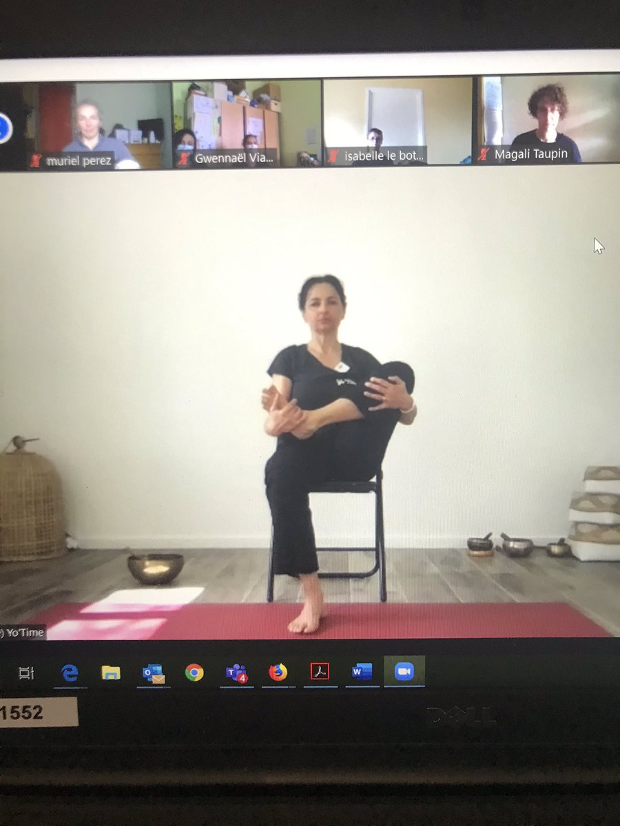 MgenSarthe's tweet photo. Avec l’éducation nationale, en soutien aux enseignant/es, @MgenSarthe est heureuse de proposer ce moment de #détente #yoga sur la pause méridienne à nos collègues du 1er degré @groupe_mgen @elodiegahou #dsden72 @acnantes #yotime https://t.co/6cAsU5NKgv