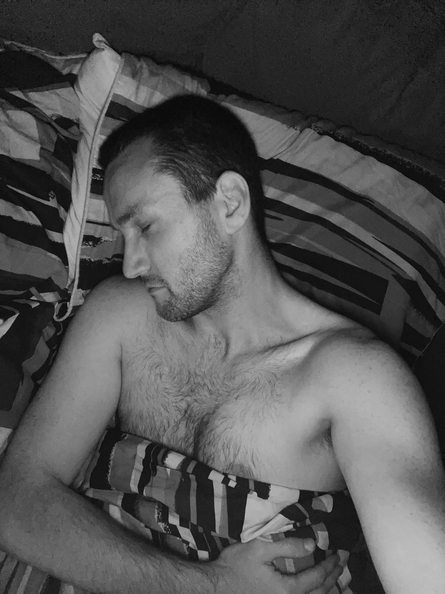 djmelbau's tweet photo. Goodnight everyone... enjoy your Friday and let’s be thankful the weekend is here #gaymelbourne #singlegayman #singlegay #gayaustralia #gayjock #sweetdreams #night #goodnight https://t.co/m5EeJ19OJL