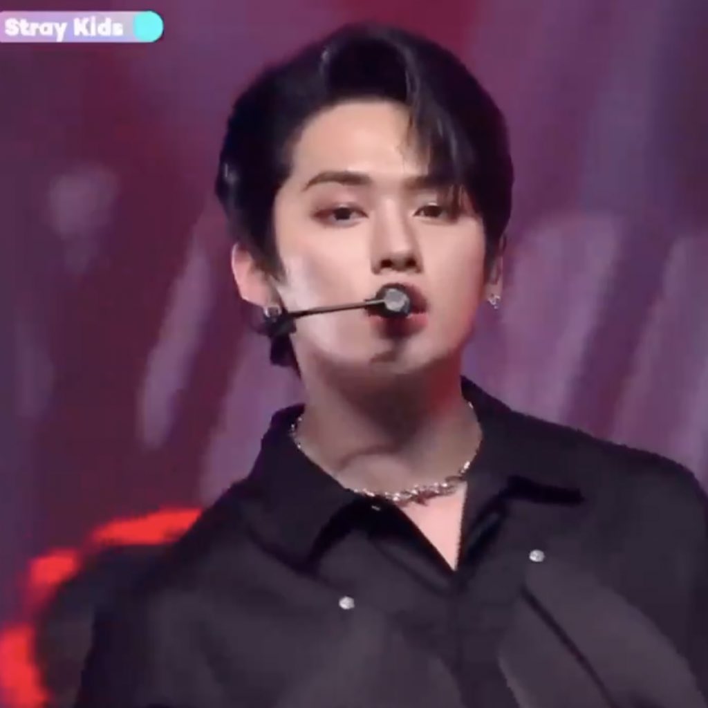 mintho1025's tweet photo. 아 눈썹 제발,, https://t.co/ILTVk3cgW8