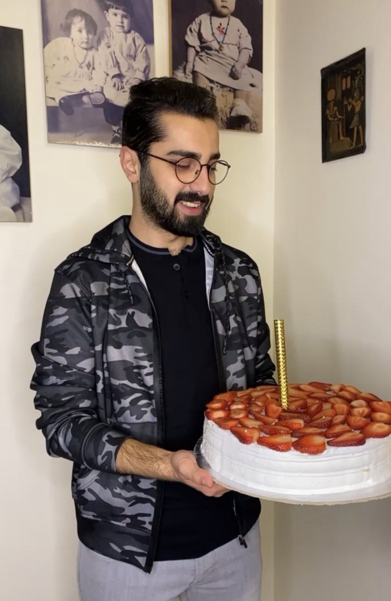 aymanalrifaai's tweet image. My 23th Birthday 🥳
#SuperMo #MySyria #Damascus #Syria