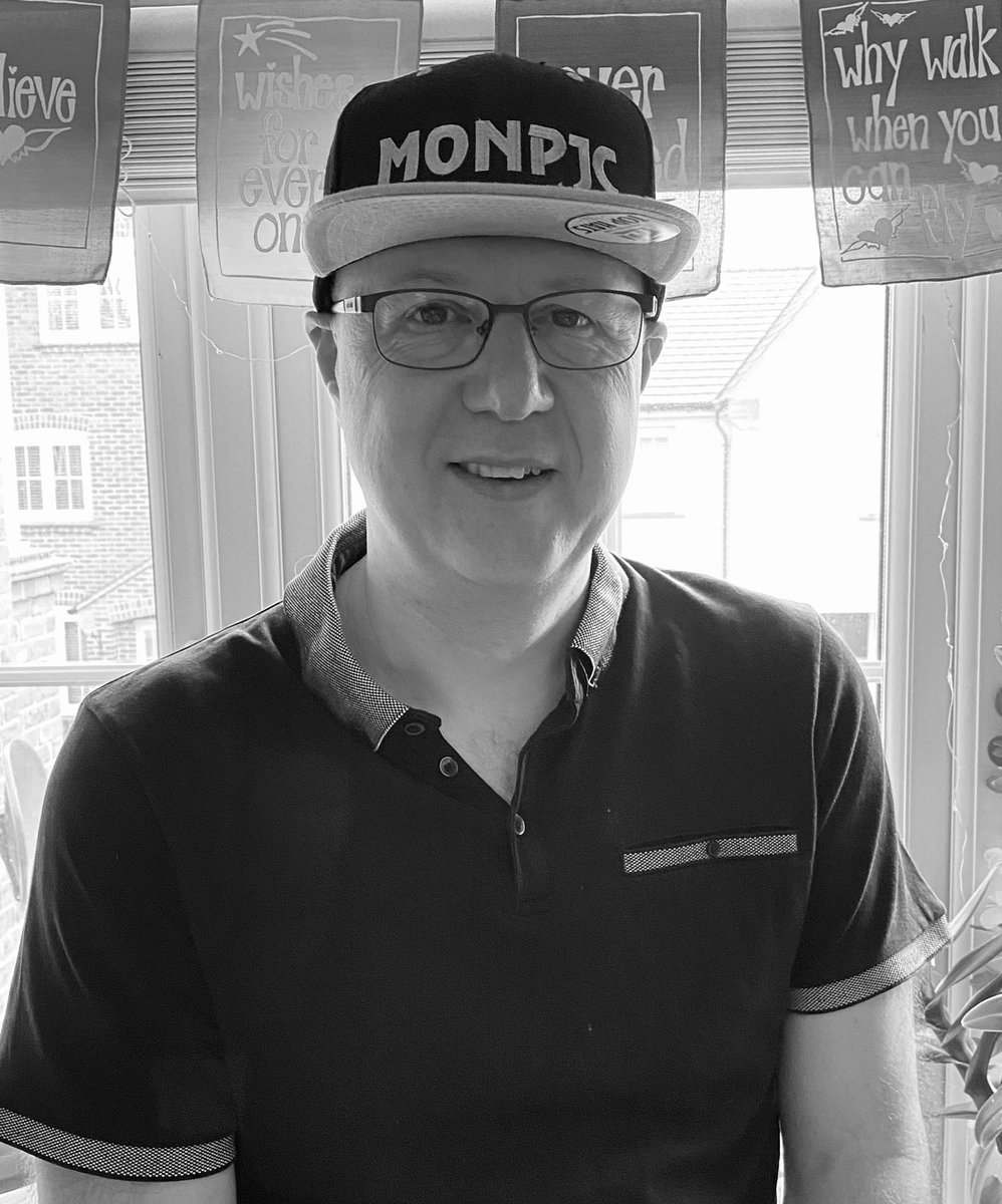 monpjc's tweet photo. Following in the footsteps of the great @stephenfry show us your hats and support this charity #WearAHatDay @braintumourrsch https://t.co/aknJfs8GHZ