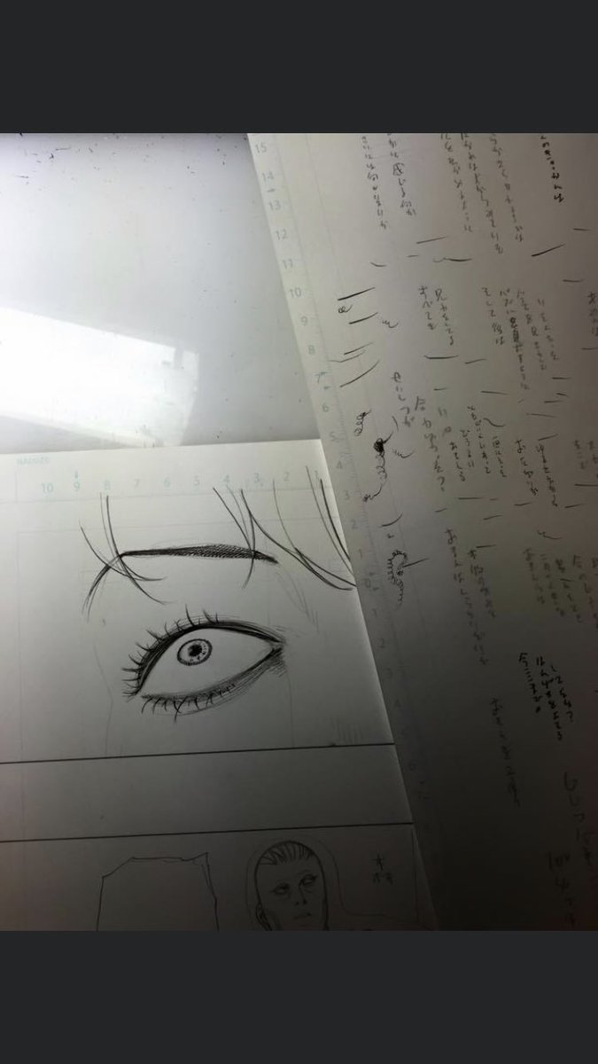迫稔雄 嘘喰いアナログ作画の時はペン入れしながら思いついた事をあて紙に書きまくってめちゃくちゃ糧になってた 今は何故かペン入れ何も思いつかない 枯れたか ちなみにこのメモのどれだけが活用されたのか 読んでも分からない 迫稔雄 嘘喰いアナログ作画の時はペン入れしながら思いついた事をあて紙に書きまくってめちゃくちゃ糧になってた 今は何故かペン入れ何も思いつかない 枯れたか ちなみにこのメモのどれだけが活用されたのか 読んでも分からない