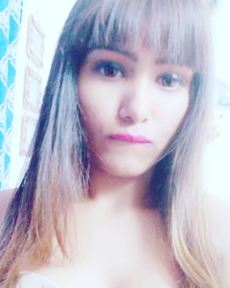 pallavi_vawale_'s tweet photo. "Life is all about Red lips n hair flips."
#aleesabellaa #actress #newlook #fashionlover #sexyactress #hotmodel #trending #twitteer #modelsearch #dailyupdates #actresslife #follow #fanslove #postoftheday #selfy #selfylover https://t.co/aFGH2oD9gG