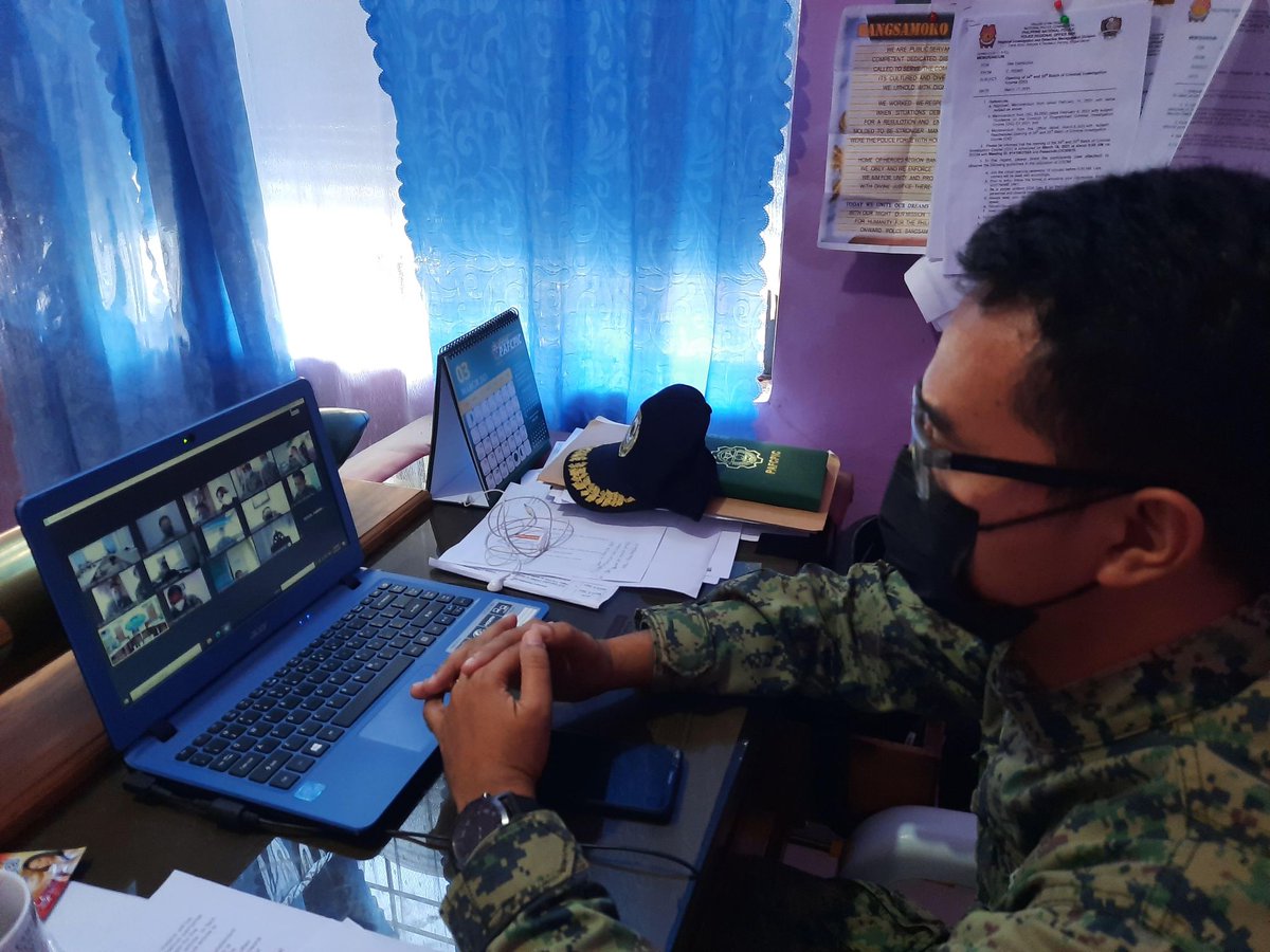 BlueMeowsolana's tweet photo. On March 26 at 2:00 PM, Quadstaff personnel led by PLTCOL JUDE MARLON D DEL CARMEN, Chief CCADU, CCPO attended the E-MPO meeting via Zoom presided by PCOL PABLO G LABRA, DRDO BARM.
#PNPPatrolPlan2020
#WeServeandProtect
#PNPKakampiMo
#TeamCCPO https://t.co/74xeFW79Pw
