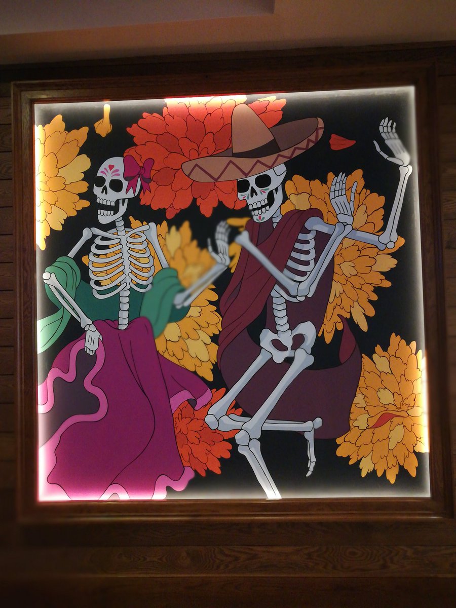 E Hollywood (@ehollywood17) on Twitter photo 