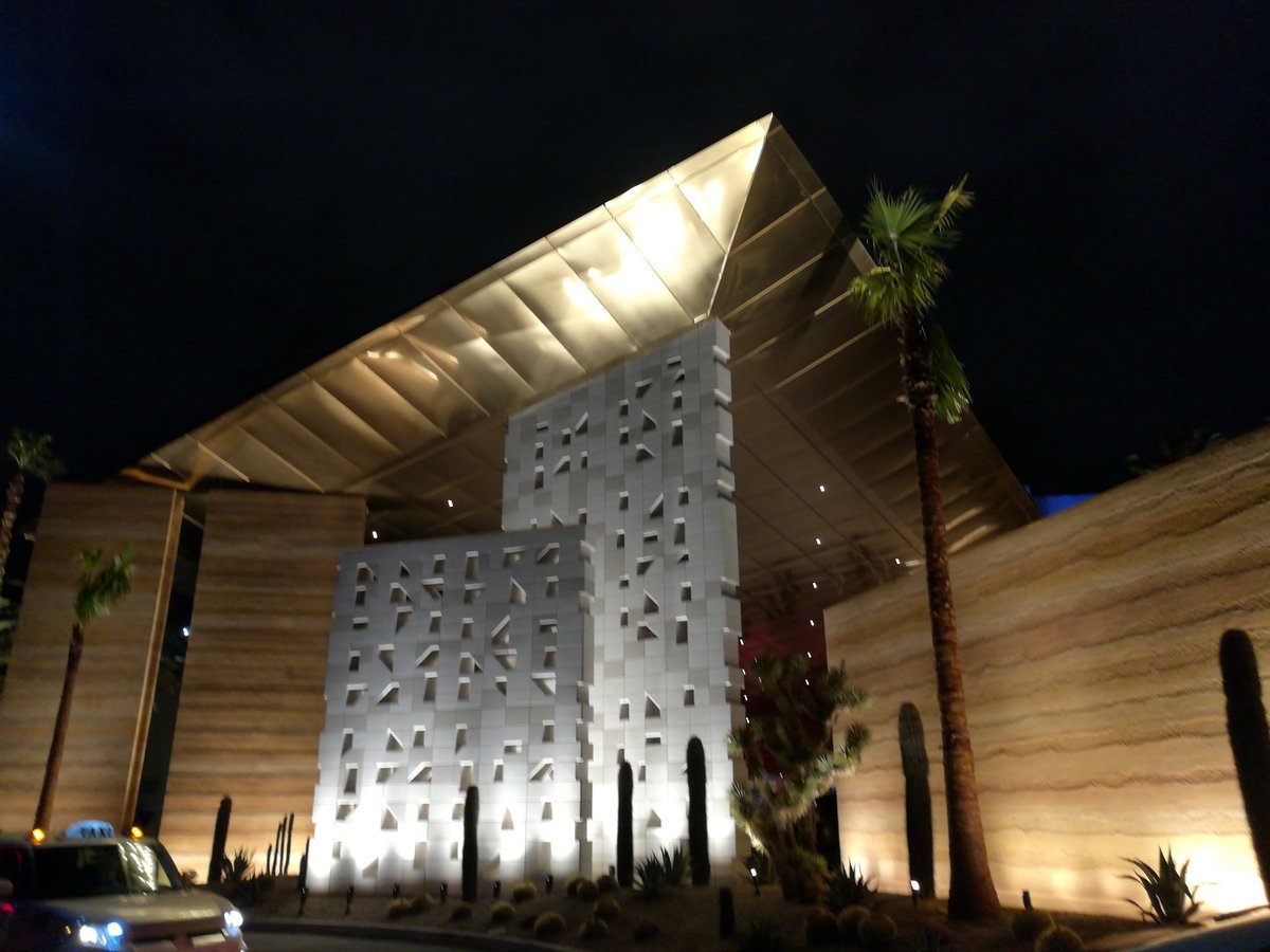 E Hollywood (@ehollywood17) on Twitter photo 