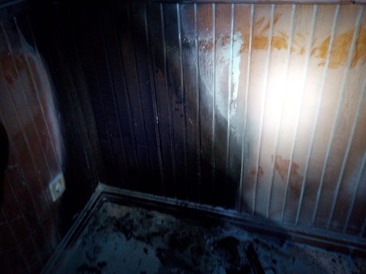 BomberosDip_VLL's tweet photo. Intervenimos a causa del incendio de una cámara frigorífica en una churrería en Medina de Rioseco 🚒👨‍🚒 https://t.co/zcLYRz6Iie
