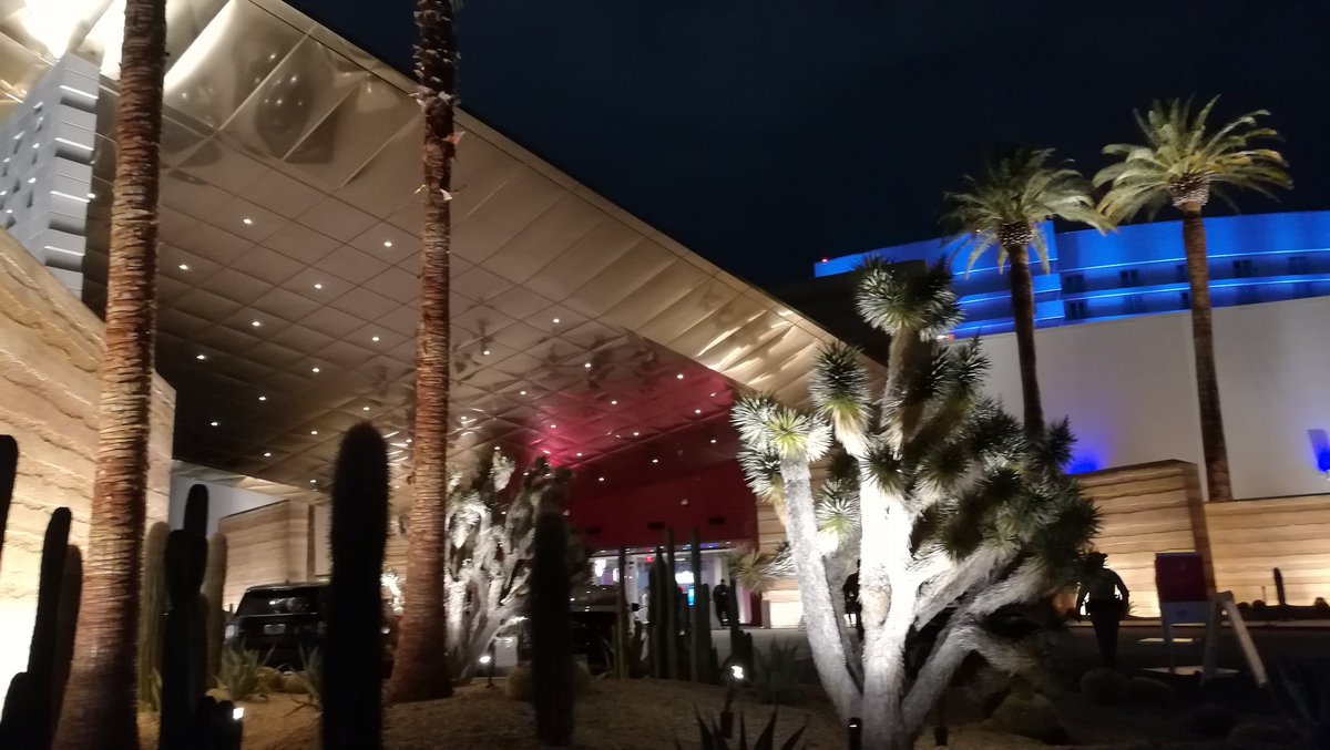 E Hollywood (@ehollywood17) on Twitter photo 