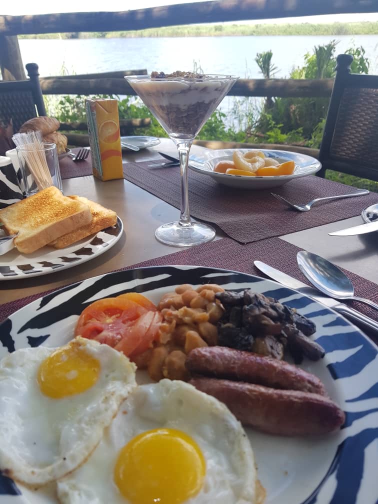 Chobe_Marina's tweet photo. Be sure to join us at The Mokoros Restaurant for some scrumptious meals whilst overlooking the breathtaking views of the Chobe River.  

Enjoy a delicious breakfast for P150 pp and Dinner for only P 225 pp. 

Book your table now: res1@chobemarinalodge.com | +267 625 2221 https://t.co/TONJ5x7TC1