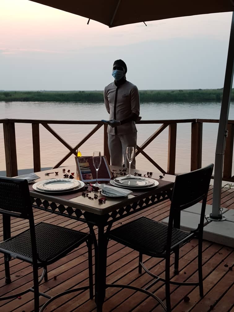 Chobe_Marina's tweet photo. Be sure to join us at The Mokoros Restaurant for some scrumptious meals whilst overlooking the breathtaking views of the Chobe River.  

Enjoy a delicious breakfast for P150 pp and Dinner for only P 225 pp. 

Book your table now: res1@chobemarinalodge.com | +267 625 2221 https://t.co/TONJ5x7TC1