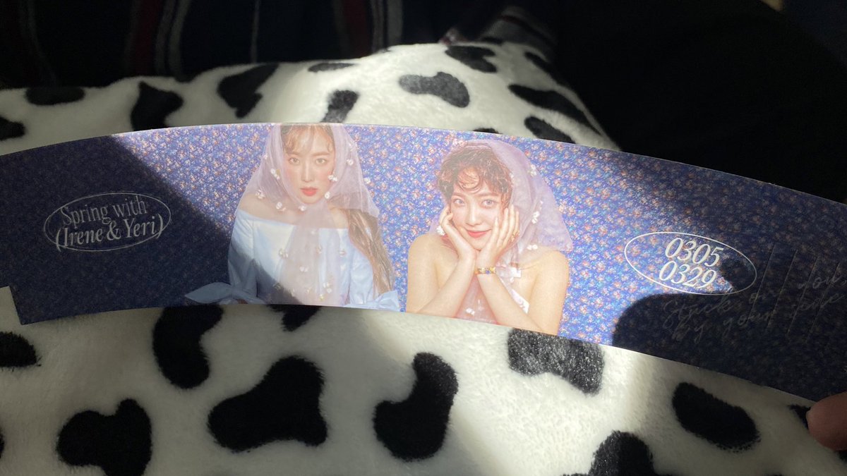 yeajipea's tweet photo. #SpringWithYerene my cow bag https://t.co/fZG9tPz9Mi
