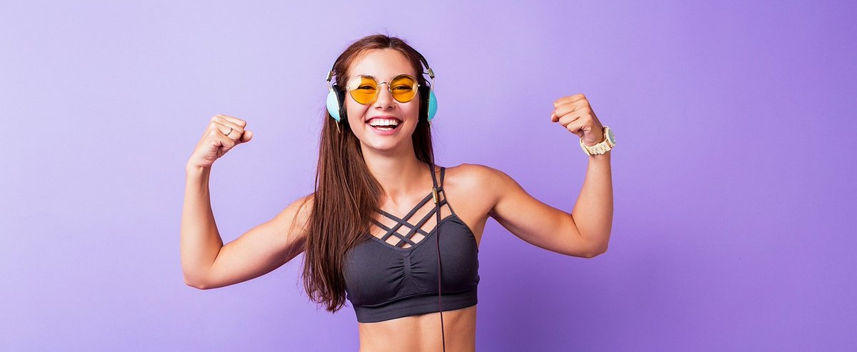 SnapcompR's tweet image. Куда, как и в какой разъём подключить наушники или динамики к материнской плате?

Читайте подробнее: snapcomp.ru/problemy-s-kom…
© Источник: snapcomp.ru