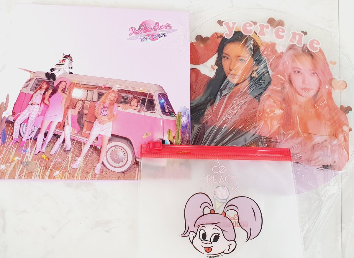 YereneCafe's tweet photo. We will be doing giveaway, tag us with the hashtag #SpringWithYerene with picture of our deco to win these goods ππ
(We will announce the winner at 6pm) https://t.co/S7MfDwkRIE