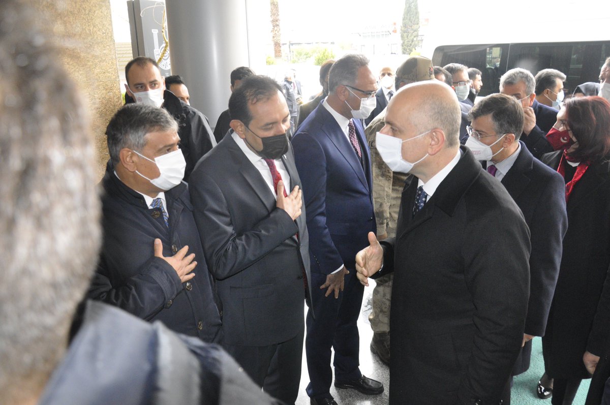 BozovaMhp's tweet photo. İl Başkanımız Sn. @Mhpmahmutgunes, bir dizi ziyaret ve açılış için ilimize teşrif eden Ulaştırma ve Altyapı Bakanımız Sn. @akaraismailoglu ve beraberindeki heyet için Şanlıurfa Valiliğinde düzenlenen karşılama törenine katıldı. 
@MHP_Bilgi @MhpTbmmGrubu https://t.co/b0iV3nbg5Q https://t.co/si3D2nB9hu