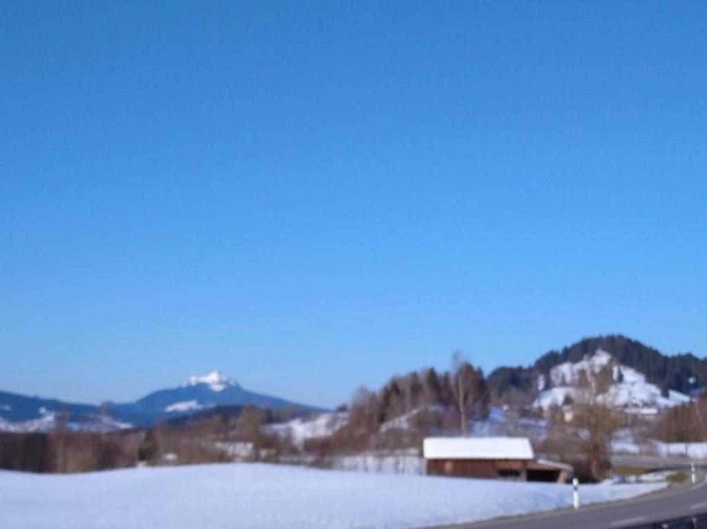 Spatzlhirn's tweet image. Guten Morgen aus dem
#HomeOffice #Allgäu 
#SnowContent #SunContest