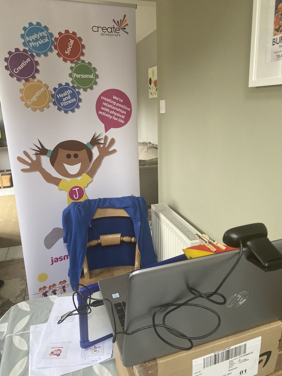 realPE_Sarah's tweet photo. All ready to support staff in real dance this morning ! Cant wait to guide staff through the philosophy and approach, building confidence to teach their classes! #workfromhome #realdance #createdevelopment https://t.co/6xgzfSVygN