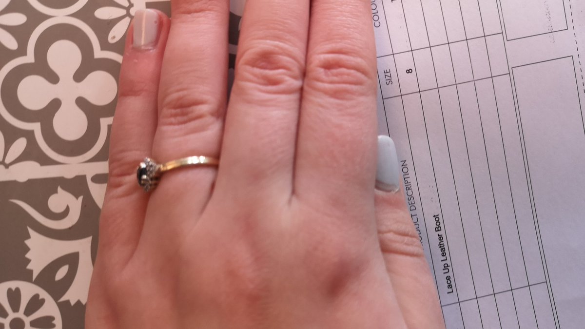 Samantha tweet media