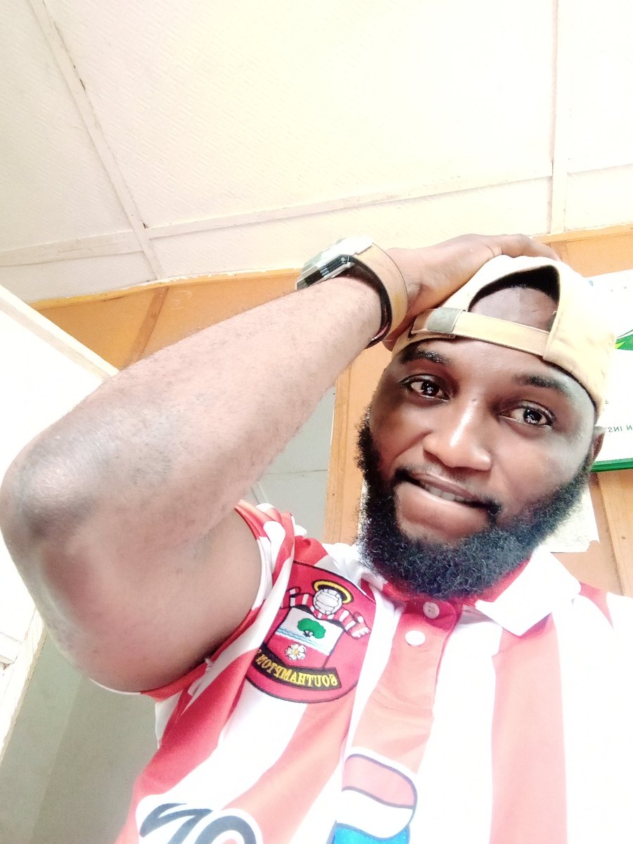 Heehab3's tweet photo. Alhamdulilahi.... U son is grateful 🙏TGIF

#Wizkid #lautech #JummahMubarak #Davido https://t.co/jp80EZ7kUE