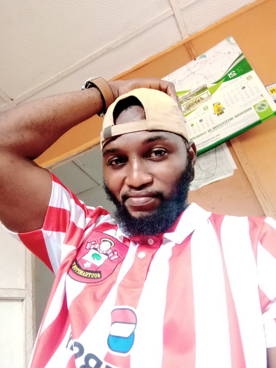 Heehab3's tweet photo. Alhamdulilahi.... U son is grateful 🙏TGIF

#Wizkid #lautech #JummahMubarak #Davido https://t.co/jp80EZ7kUE