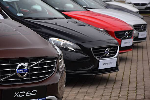 autoholicsltd's tweet photo. Volvo 
Many of you remember the Volvo of old. Boxy, dull and uninspiring to the urban dweller. Well Volvo like all vehicles went through the paces and is now one of the most sought after luxury cars in Kenya. 
Volvo ticks all the right boxes and more importantly remains one of th https://t.co/q8PqawXdQT