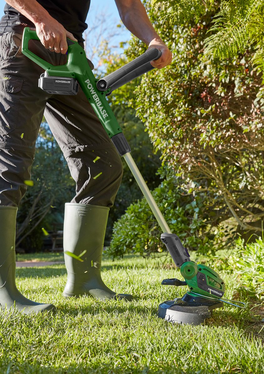 Power up your gardening this summer with Powerbase ⚡ With lightweight cordless options that have the newest battery technology, this range means no garden project will get cut short this summer. Discover here: bit.ly/3lRKoOy