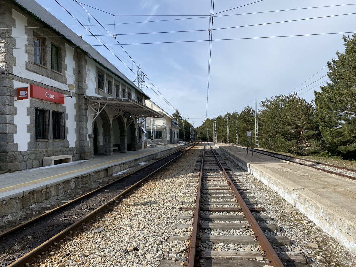 Más de un año con la línea C9 que une Cercedilla, Navacerrada y Cotos sin funcionar. Y sin fecha de vuelta.