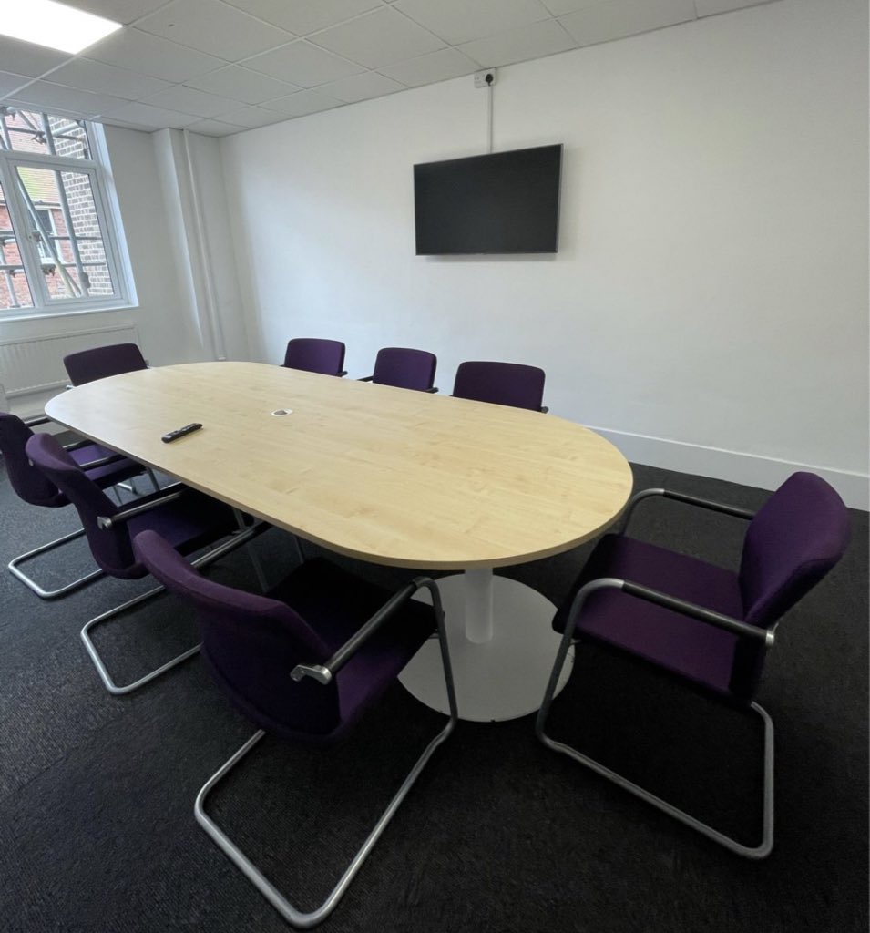 MSpaceOffices's tweet photo. Our boardroom at M-Space is the perfect space for you and your colleauges to host a meeting. 

#meetingspace https://t.co/PQFMolTzC6