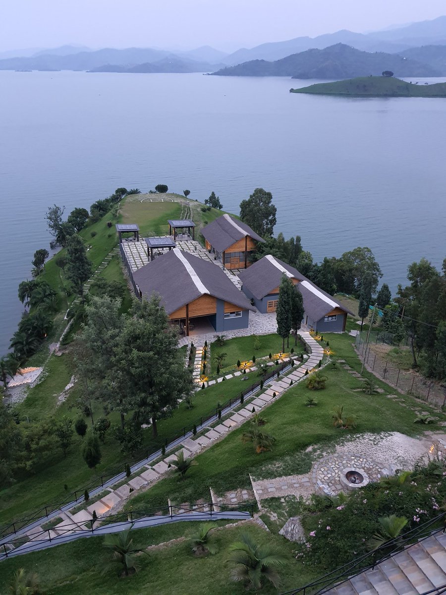 isangostar's tweet photo. Genda Rwanda 🇷🇼 uri nziza
#visitrwanda #KivuLac https://t.co/WArZ2wYyfG