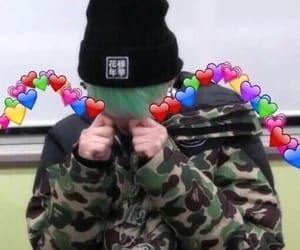 park_riva's tweet photo. @BTS_twt ببكي حدث زوجي ياناس برفع عليك قضية قتل قلبي بحبك اوبا😭💙💜 https://t.co/5kjJ4U5Vz6