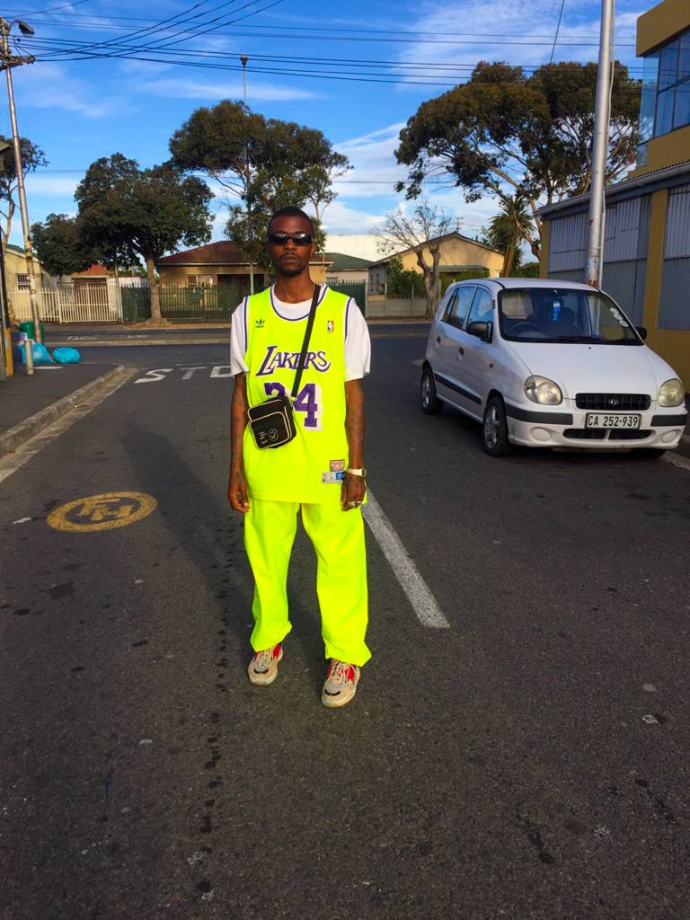 DopeNkosi_'s tweet photo. #DopeNkosi #capetownLegend🤴
#hiphoplifestyle #youknowImtheeAlien
#outofspacelife🌌 #rockstarlife #delft7100
#gothicfashionwear #coolest #colourfulldrip
#freswave #newwave #fashionInfluencer 🇿🇦 https://t.co/oClYmdbsx1