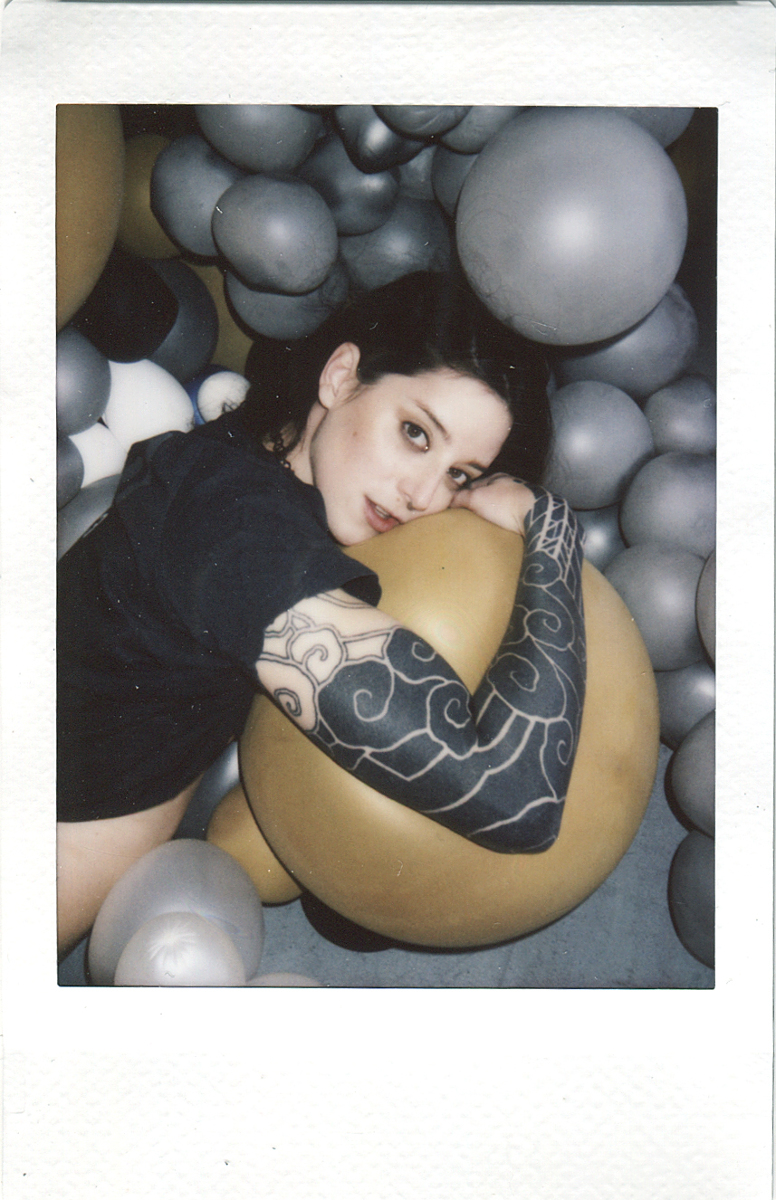 zerospacestweet's tweet photo. We couldn't let you float off to sleep without checking out this balloon-filled photo set that @tmronin shot of @HannibalDamage for the MOSTLY NON-BINARY Issue!

Deflate your day with these beautiful images and sleep sweet!

https://t.co/EivlyT5EOp https://t.co/b911YP28jI