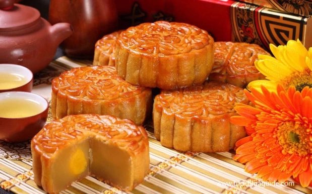 OAekkwin's tweet photo. คำถาม : “中秋节” 中国人有什么习俗？สิ่งที่ทำในวันไหว้พระจันทร์
ตอบ : 吃月饼 🥮 กินขนมไหว้พระจันทร์

(22)

#เจอบ่อยในจีน 
#รู้ก่อนสอบแพทจีน
#LEARNCHIwithME 
#ภาษาจีน #PAT74 #โควตามข #PATจีน #GATPAT64 #สมรรถนะมข #สอบจีนมข #Dek64 #ทีมมข #dek65 https://t.co/9XGbyPFkq7
