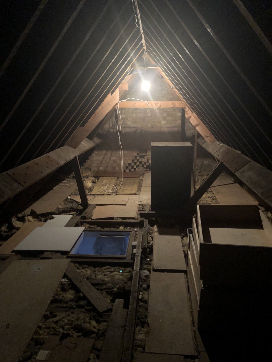 LaurenceNeale's tweet photo. Another DIY project done, #loftstudio that can be use for workout and chill out space. #reallycoolspace https://t.co/wCRDeuuTUJ