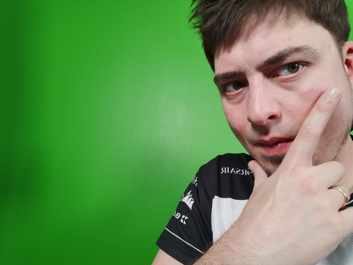 [@GoBIGLeague]

Was ich versuche und mir von meinen Mates wünsche:

🧩Warmup
🧩Konzentration und Fokus
🧩Ehrgeiz zum Win
🧩Nett und freundlich zu allen Spielern
🧩Fehler bei sich selber suchen
🧩Positiv bleiben
🧩Anleiten statt beschweren
🧩Infos callen
🧩Spaß

➡️🖊️Erfolg