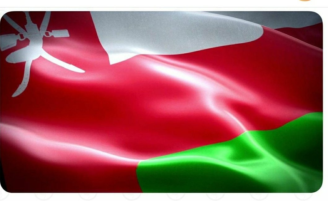 الظلم ظلمات .. سارقي الملايين يسرحون ، وسارق محل مشكوك فيه فقط يكهرب ويعذب!!!
 
(إنما هلك الذين قبلَكم، أنهم كانوا إذا سرق فيهمُ الشريفُ تركوه، وإذا سرق فيهمُ الضعيفُ أقاموا عليه الحدَّ، وأيمُ اللهِ لو أن فاطمةَ بنتَ محمدٍ سرقتْ لقطعتُ يدَها)
#كلنا_مع_سلطان