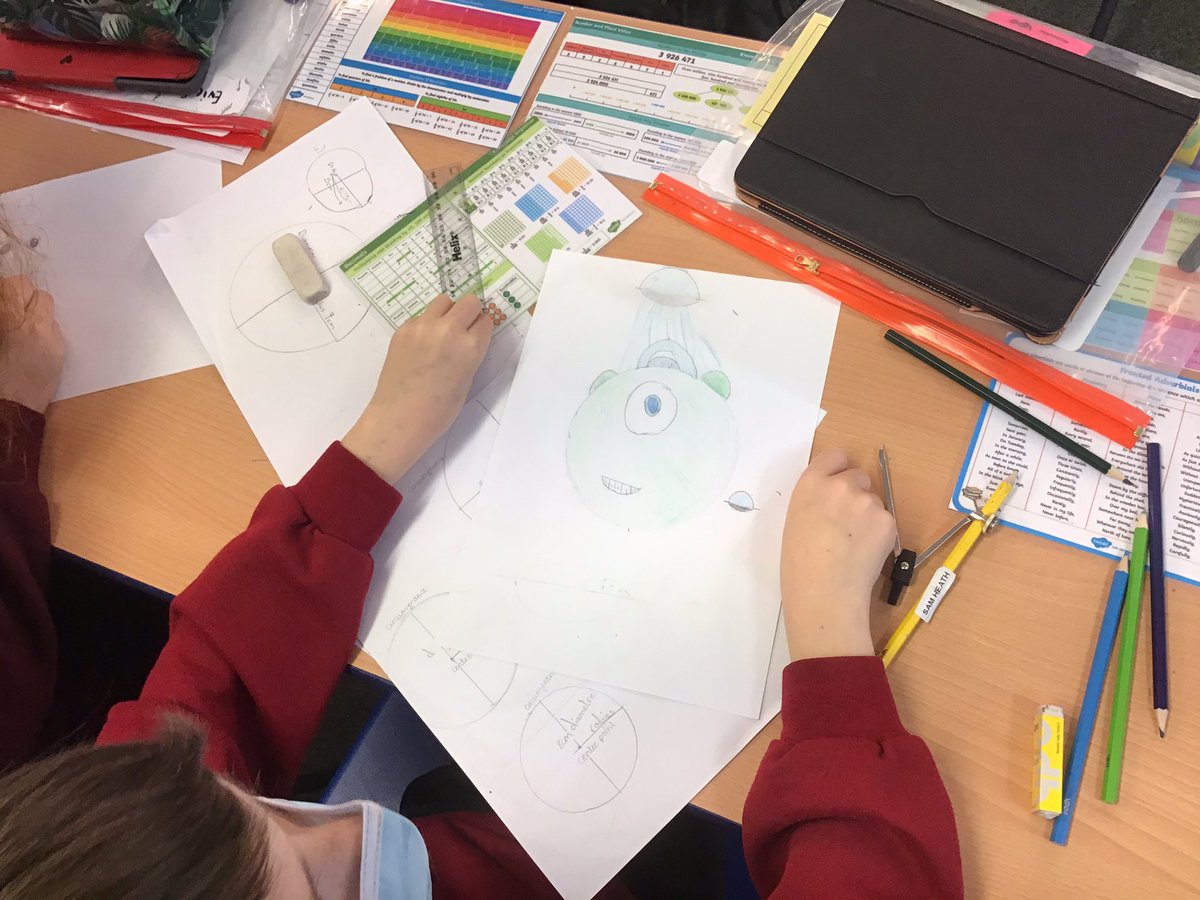WellfieldMiddle's tweet photo. We have been learning about the properties of circles this week in y6 and today we are combining our compass skills with art #WMSMaths https://t.co/0PS4y1zPff