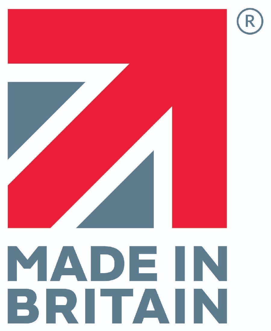 PFFPackaging's tweet photo. Thank you @_RobbieMoore and @michaelgove for applauding #Yorkshire based PFF’s diversification to make #PPE for our @NHSuk and our membership of the Made in Britain campaign.

#BackBritish #madeinbritain https://t.co/6JmZTSTADi