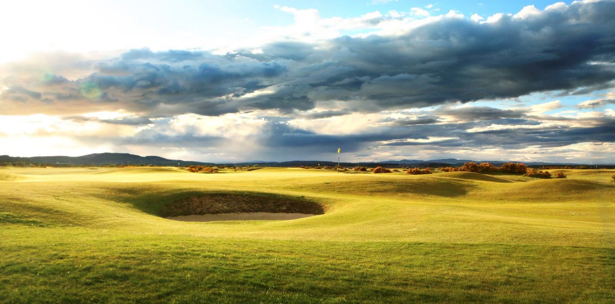 BalbirnieHouse's tweet photo. Managing to get a weekly game @TheHomeofGolf #StAndrews
Played #Strathtyrum course yesterday with youngest daughter Ruby, and shot 77 off the back tees. The worldβs finest public golf complex, itβs incredible, all of it! β€οΈ https://t.co/WjrczTE3Em