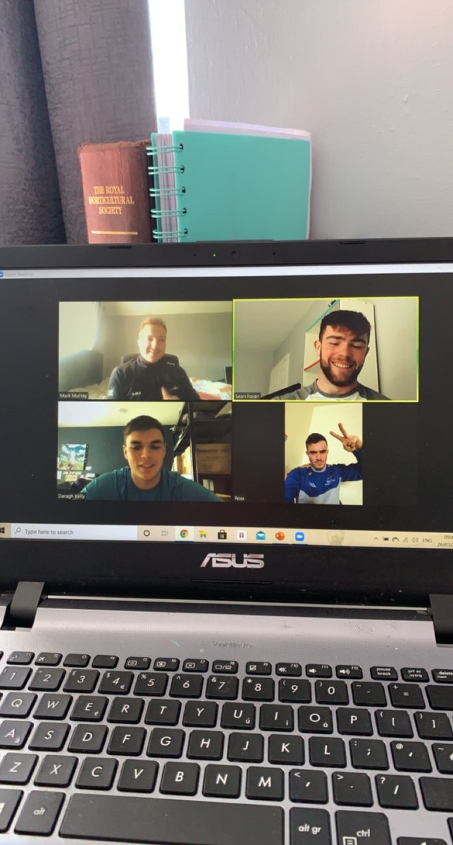 Beagnach ansin !! Finishing touches #HaicAM21 #muintirnahoileàn #yesboy  <a href="/daragh_kelly/">Daragh Kelly</a> <a href="/murrayer8/">Mark Murray</a> <a href="/rossmarley2012/">Ross Ó Mearlaigh</a> <a href="/DCU/">Dublin City University</a> <a href="/MacConaillOig/">Eoghan</a>