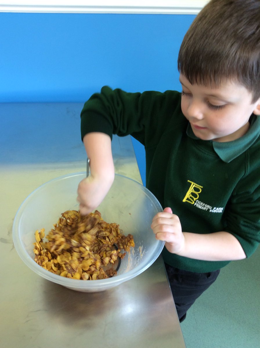 TickfordPark's tweet photo. This week we have enjoyed learning about Easter and taken part in lots of fun activities.#TPFoundation https://t.co/lFL25ZCUTk
