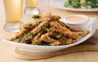 CRISPY GREEN BEAN FRIES WITH LEMONY YOGURT SAUCE

Very delicious lightly fried green beans, and so addicting when you dip in a lemon yogurt sauce. Yummy!
 fiverr.com/s2/ea8a8a0d80?…