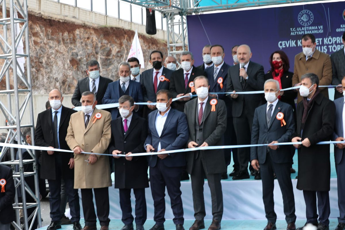 BozovaMhp's tweet photo. İl Başkanımız Sn. @Mhpmahmutgunes, Ulaştırma ve Altyapı Bakanımız Sn. @akaraismailoglu'nun katılımıyla gerçekleştirilen Çevik Kuvvet kavşağının açılış törenine katıldı. @MHP_Bilgi @E_SemihYalcin https://t.co/8eFVYjeghM https://t.co/AMaqHDH2NF