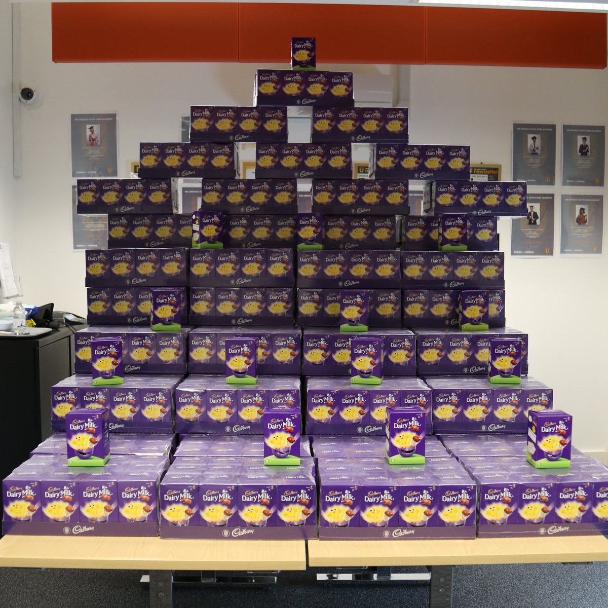 UrswickSchool's tweet image. The Easter Bunny has stopped by Urswick! 1000 eggs stacked and ready to be handed out to every child today. Happy Easter! #believeandachieve #Easter2021 #EasterEgg #CadburyEasterEggs