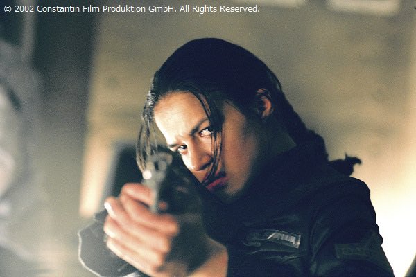 アリーナ　ミラジョヴォヴィッチ ミラジョヴォヴィッチ - Search / X