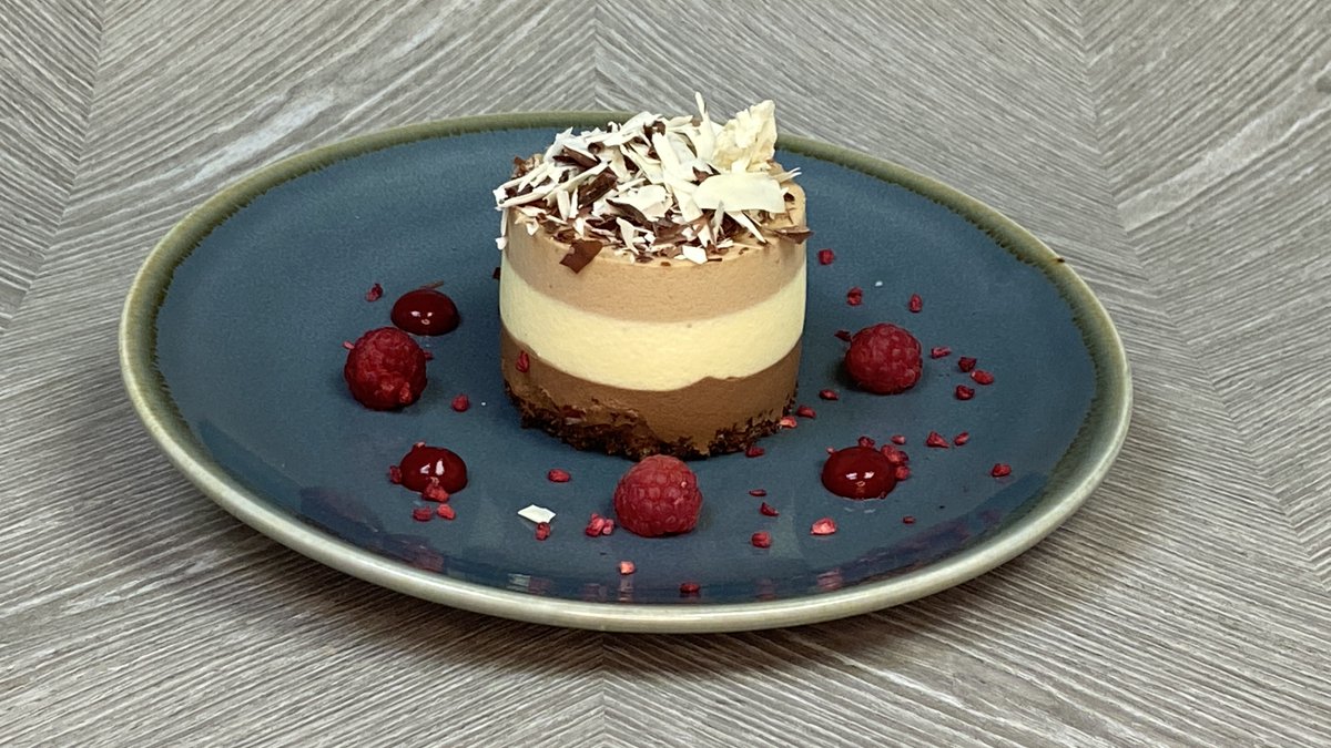 SopwellHouse's tweet photo. Sneak peek at one of our favourite dishes from the new Spring menu... Sopwell Decadent Triple Chocolate Cheesecake. Available from the Terrace Menu 12th April. No reservations just turn up and dine. 9am - 9pm. More to follow.
#ChocolateDream #AlFrescoDining #FoodieFriday https://t.co/wtuN78jdog