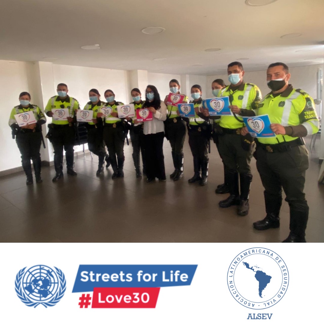 alsev_org's tweet photo. Iniciamos nuestras acciones de promoción de la semana mundial de la seguridad vial en América Latina.
Gracias @TransitoBta por brindarnos este espacio. https://t.co/0ZBZCuSy6m