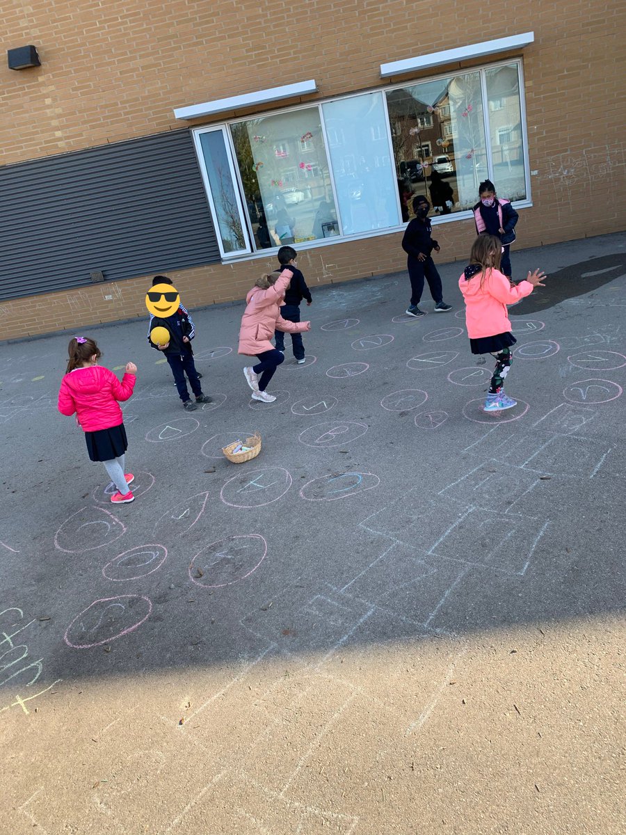 kinderClass103's tweet photo. Letter hop! Name a word that starts with each letter as you hop on it! #learningoutdoors @StGregoryHCDSB https://t.co/AobjkktX9R