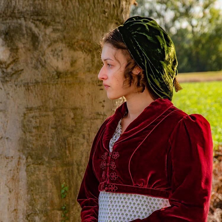 ChelsieFaulks's tweet photo. On set with @crowseyeproductions... cannot wait to be back working 🎬
.
.
Costume by @periodwardrobe
📸 @nrloven
#actor #eastmidlands #midlandsactor https://t.co/v91IeHtrGQ