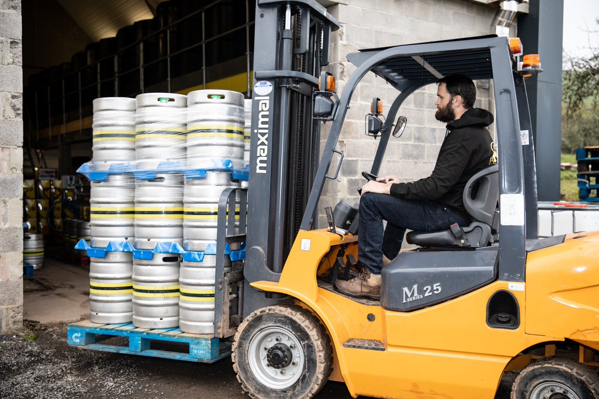 Huntscider's tweet photo. ARE YOU READY FOR THE PUBS TO OPEN?

We’ve had a busy week as we start to deliver cider to some of your favourite pubs and restaurants... not long now! 

#huntscider #haveahunts #cider #devoncider #tisproper #lovethepub #draftcider #handcrafted #goodapple https://t.co/5QYgUDKkUd