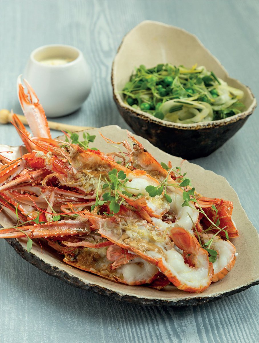Wow. Scotland’s national chef <a href="/Gmacchef/">Gary Maclean</a> to open first solo venture #CreelCaught at <a href="/Bonnieandwilduk/">Bonnie & Wild's Scottish Marketplace</a> <a href="/EdinburghSSC/">SSC Edinburgh - moved to Bluesky</a>.. Great to see him support the beleaguered seafood industry! Headline dishes 2 include lobster Thermidor mac‘n’cheese + grilled langoustines with seaweed butter 👏